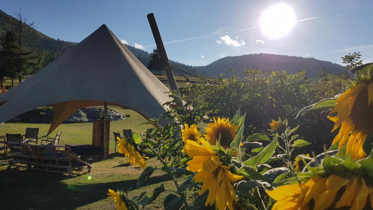 Le Silence Du Midi Hotel Comus Luaran gambar